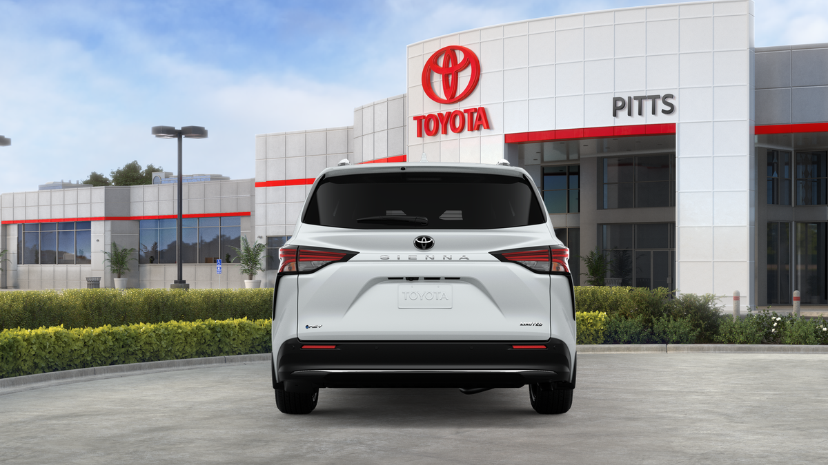 New 2026 Wind Chill Pearl <sup>1</sup> Toyota  Limited image 32
