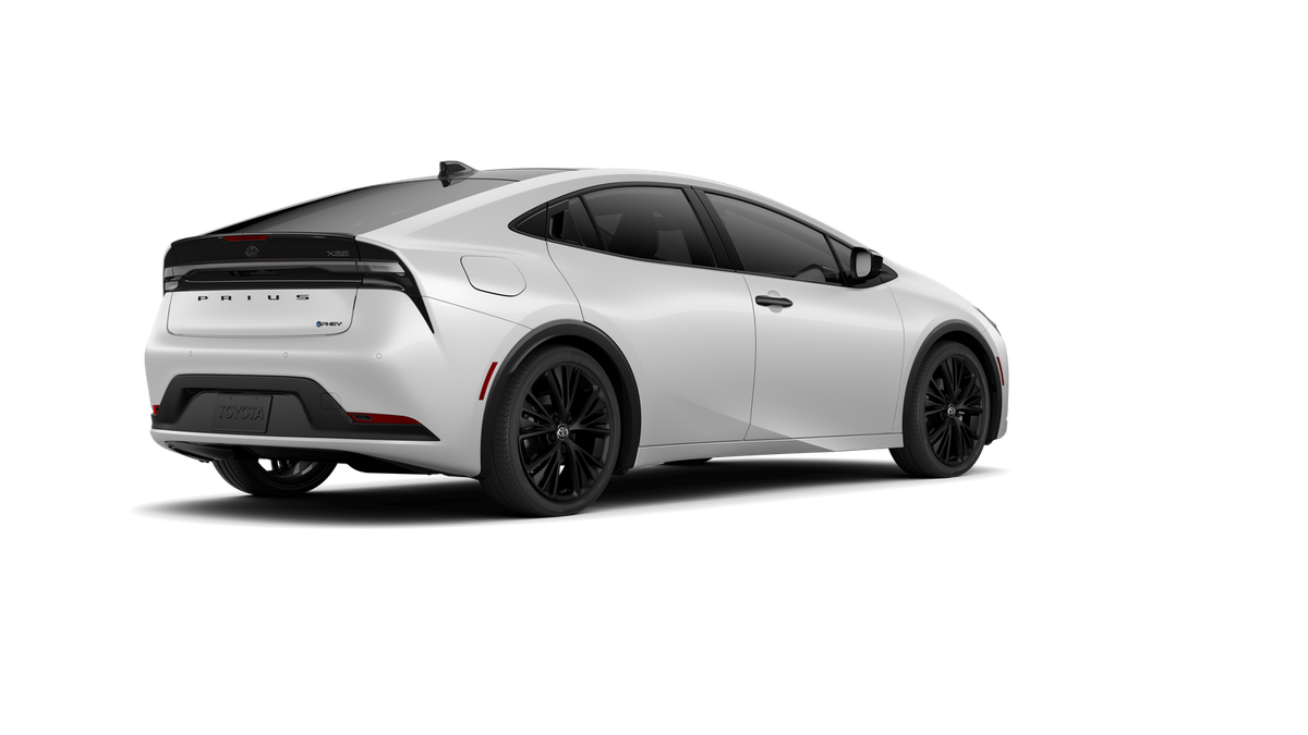 2026 Toyota Prius Plug-in Hybrid Nightshade Edition photo 43