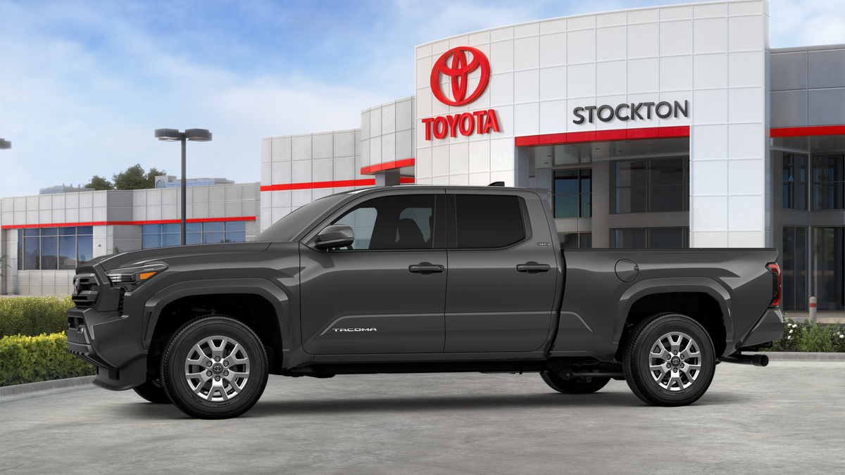 2025 Toyota Tacoma SR5 Double Cab photo 3