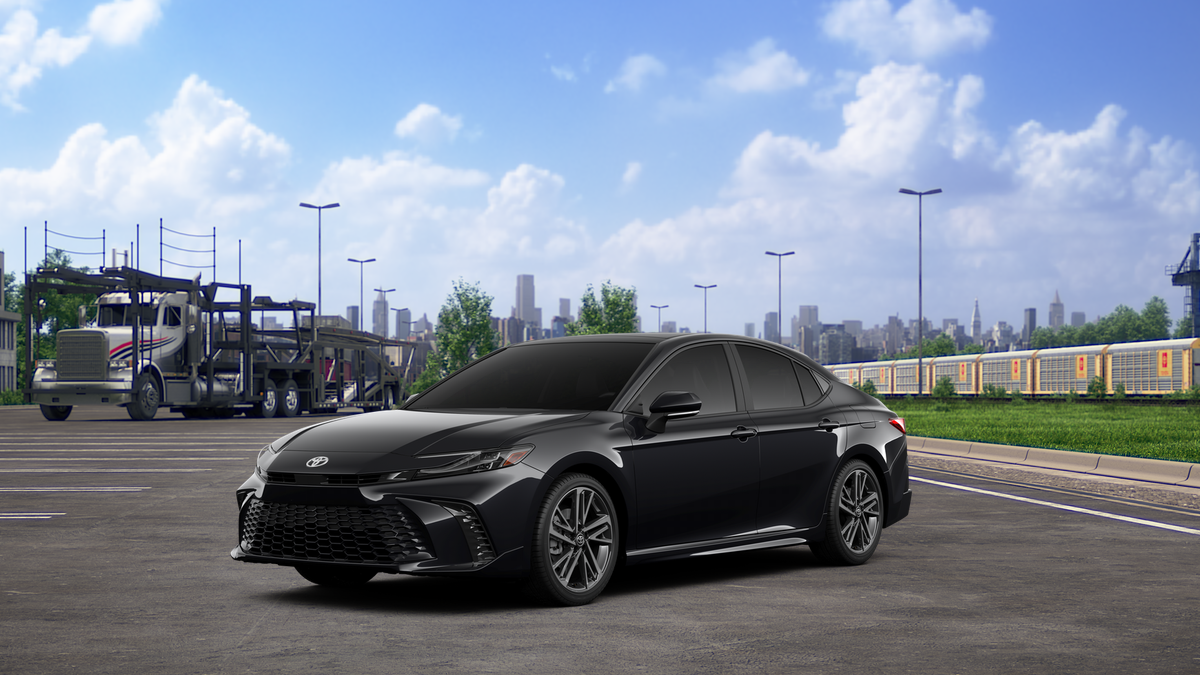 2025 Toyota Camry XSE photo 3