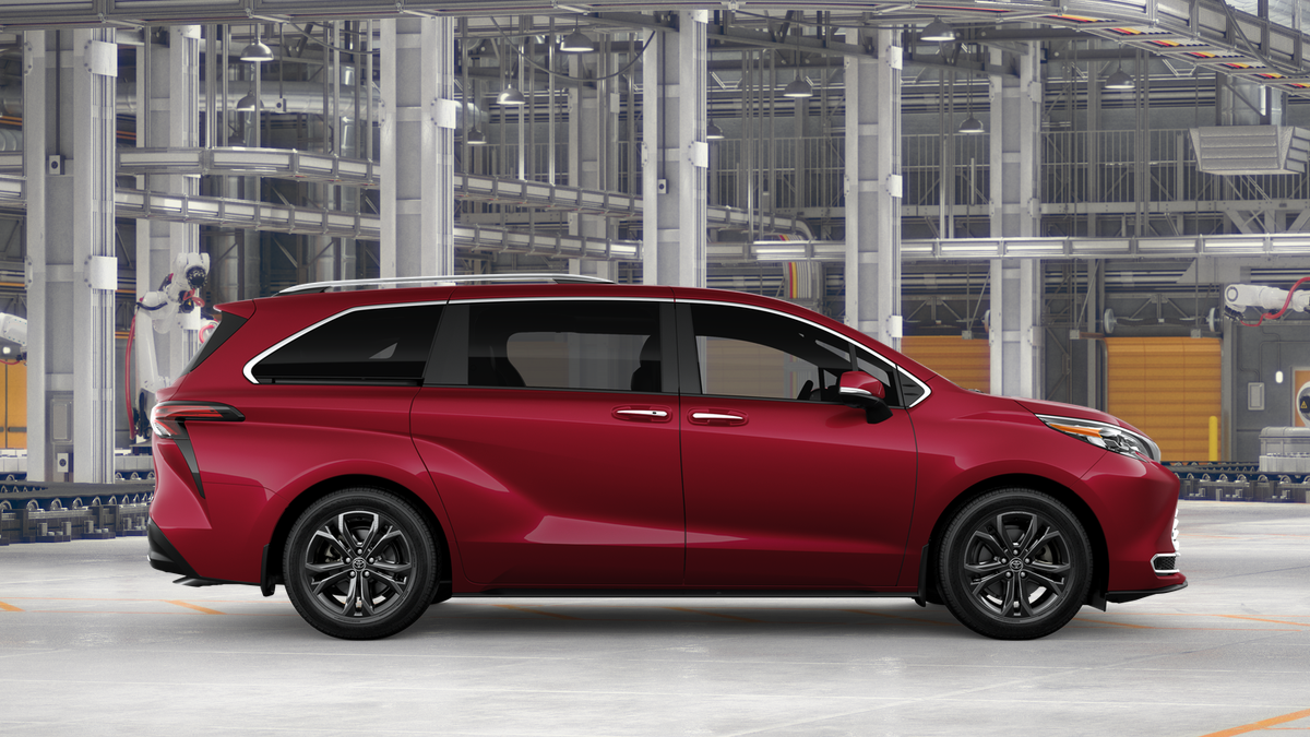 New 2026 Ruby Flare Pearl Toyota Platinum image 12