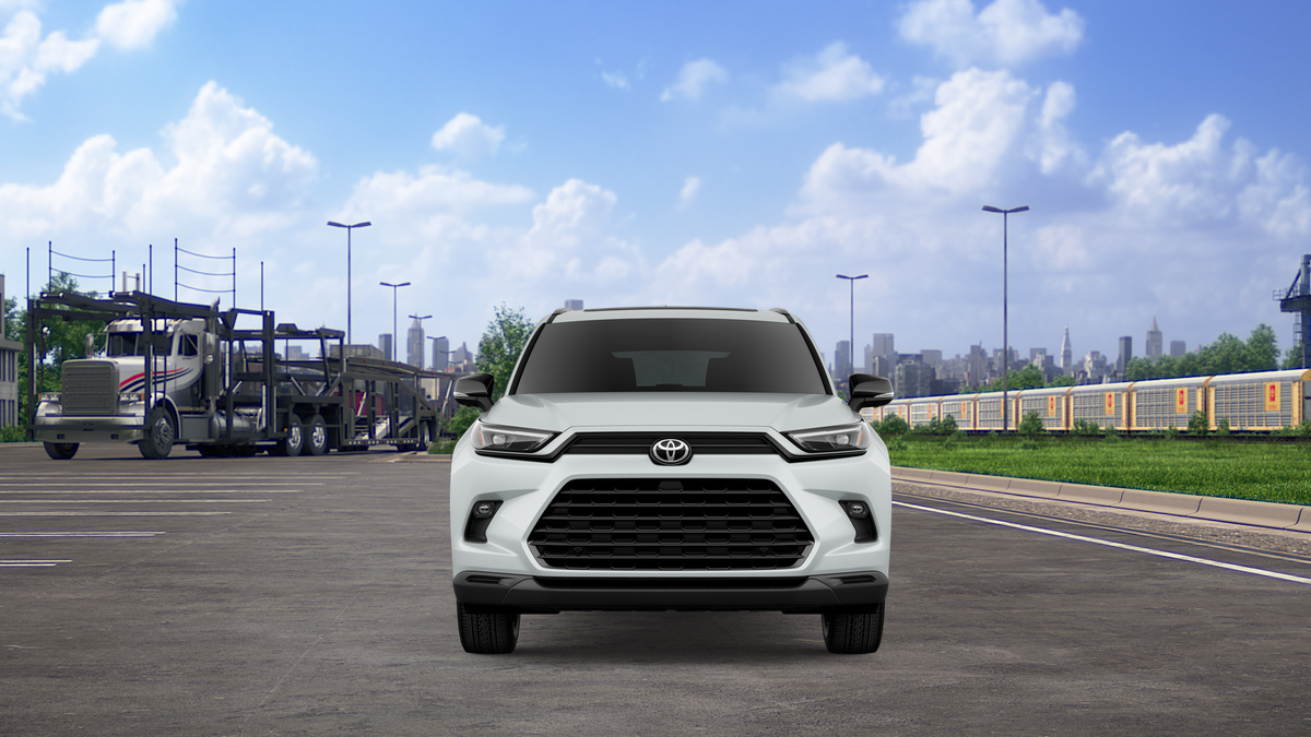 2026 Toyota Highlander Hybrid photo 7