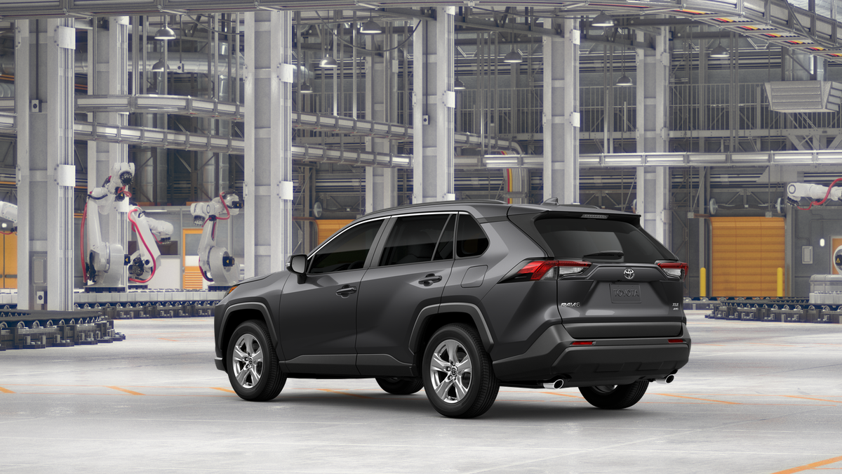 2025 Toyota RAV4 XLE photo 7