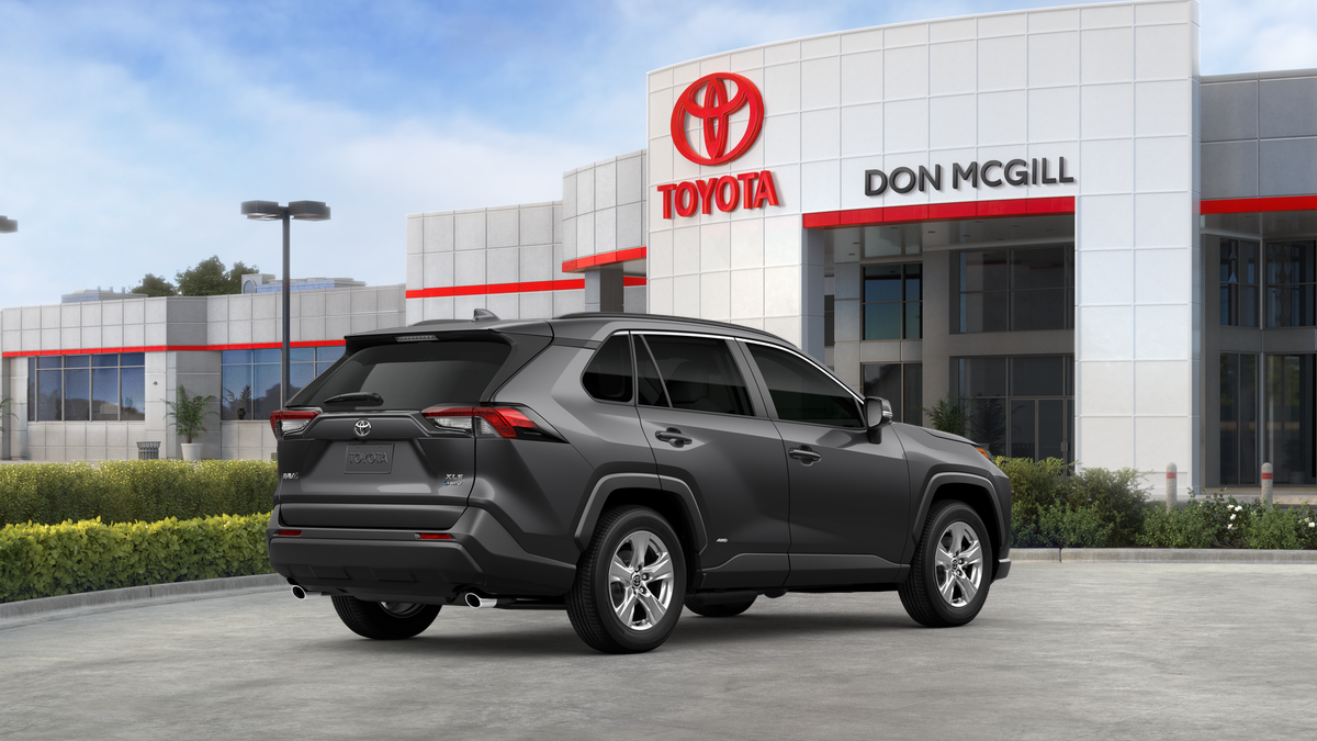2025 Toyota RAV4 Hybrid XLE photo 3