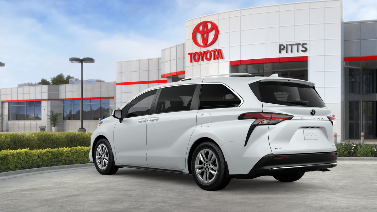 New 2026 Wind Chill Pearl <sup>1</sup> Toyota  Limited image 30