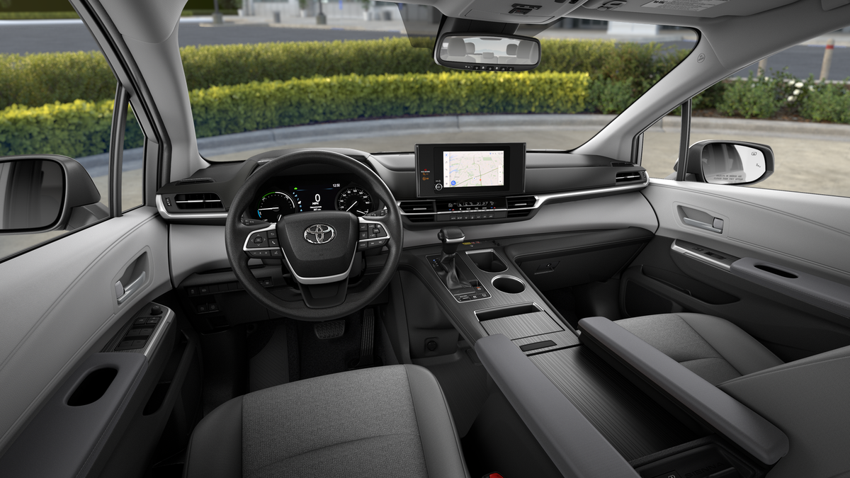 2026 Toyota Sienna LE - Photo 20