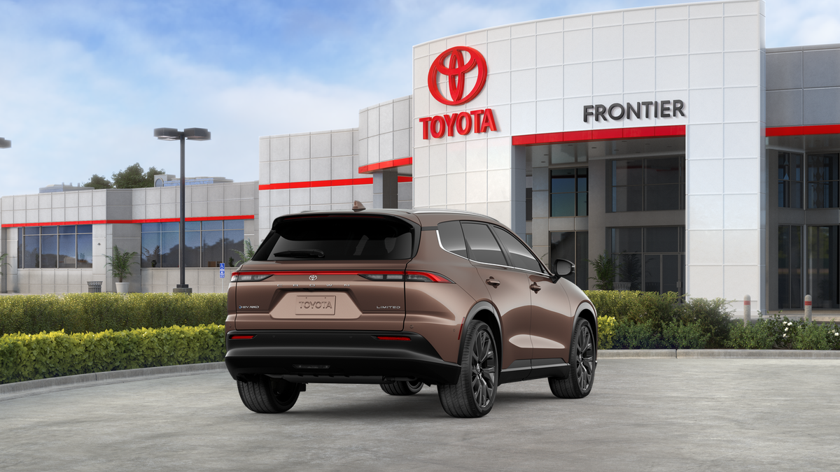 Toyota Crown Signia Limited 2.5L 4-Cyl. Hybrid Engine All-Wheel Drive [8]