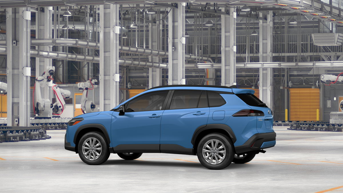 2026 Toyota Corolla Cross LE photo 2