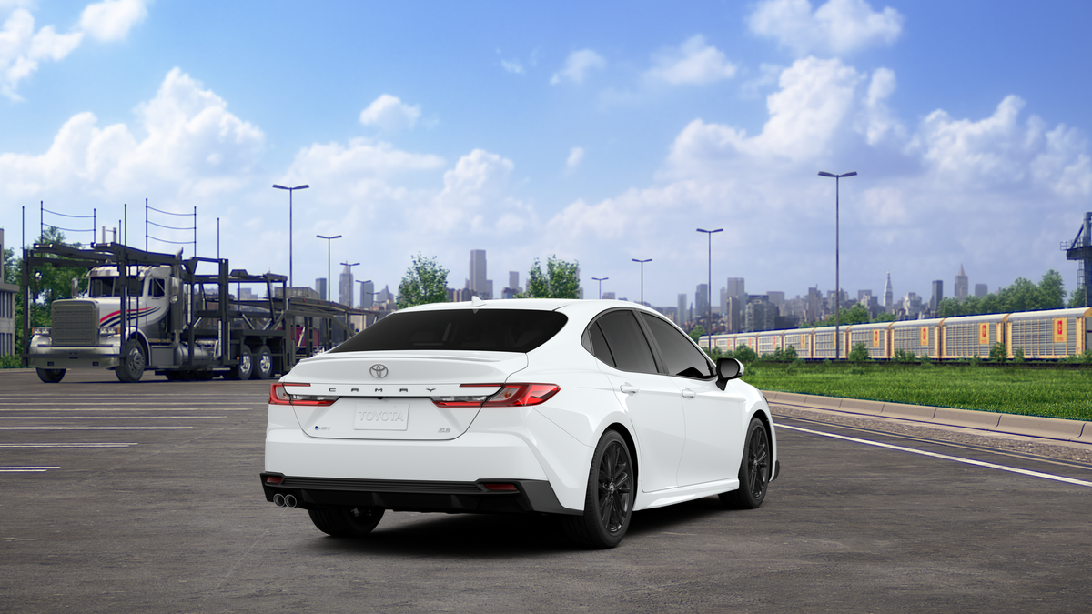 2026 Toyota Camry SE photo 8