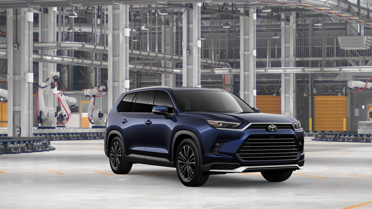 New 2026 Toyota Grand Highlander Hybrid SUV