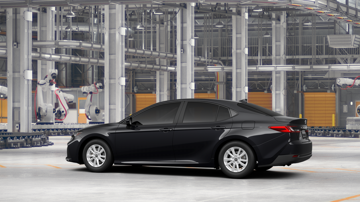 2026 Toyota Camry LE photo 4
