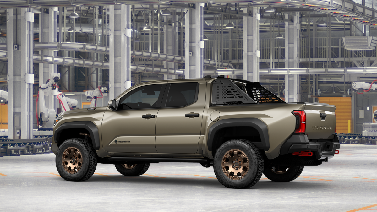 2025 Toyota Tacoma Trailhunter photo 7