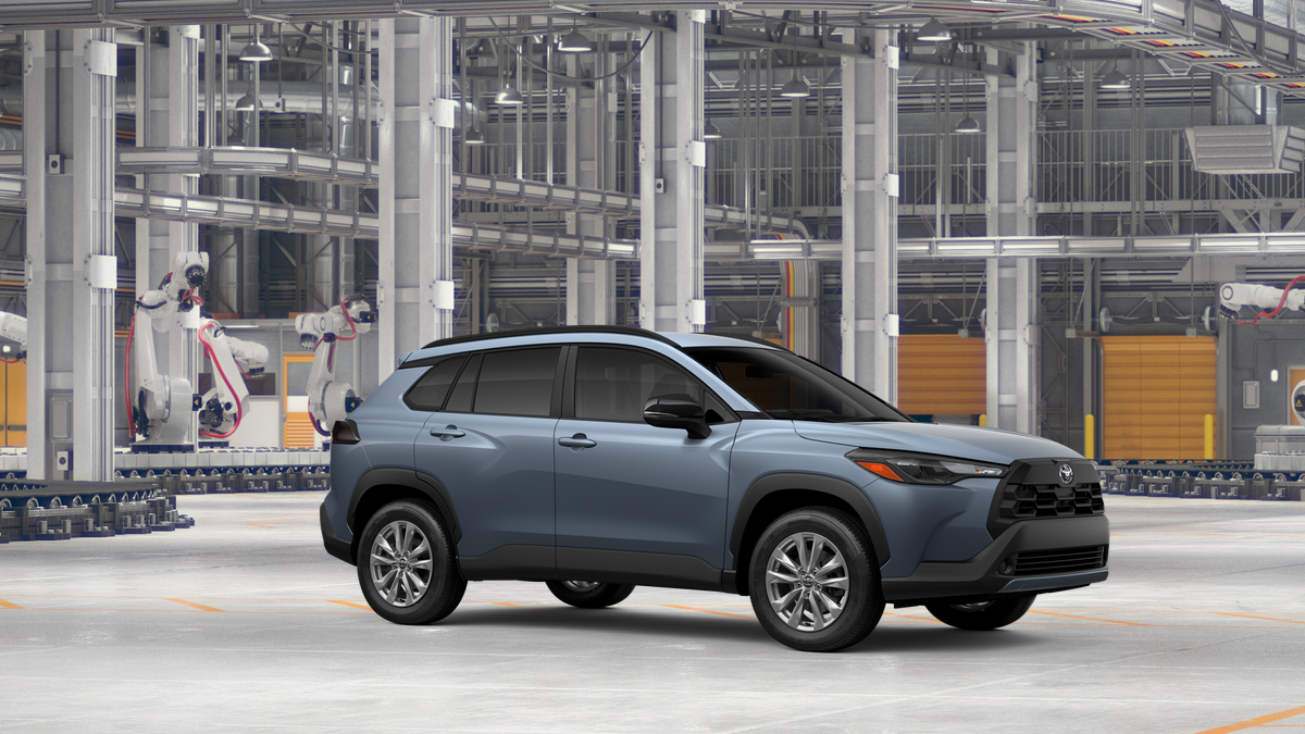 2026 Toyota Corolla Cross LE photo 15