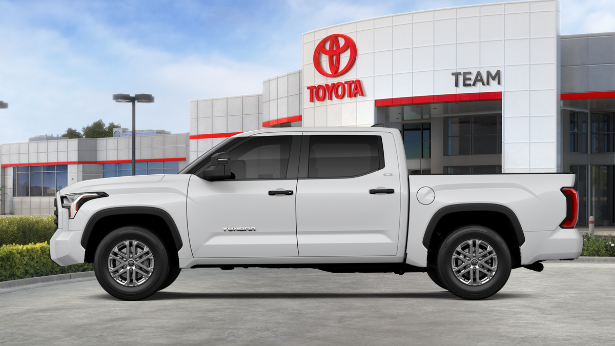 2026 Toyota Tundra SR5 - Photo 6