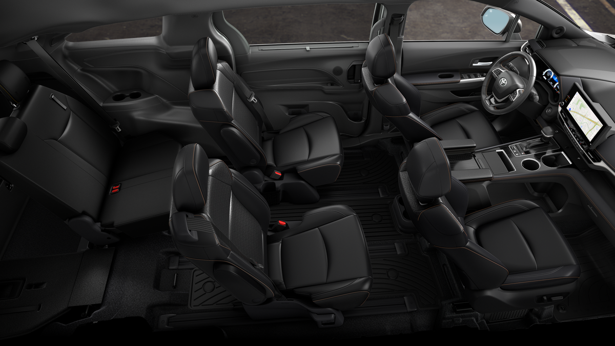 2025 Toyota Sienna XSE photo 22