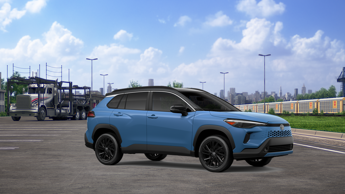 2026 Toyota Corolla Cross XLE XSE photo 17