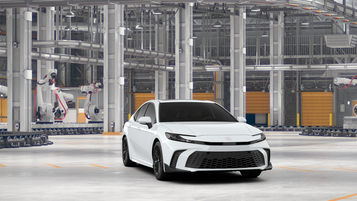2026 Toyota Camry SE photo 18