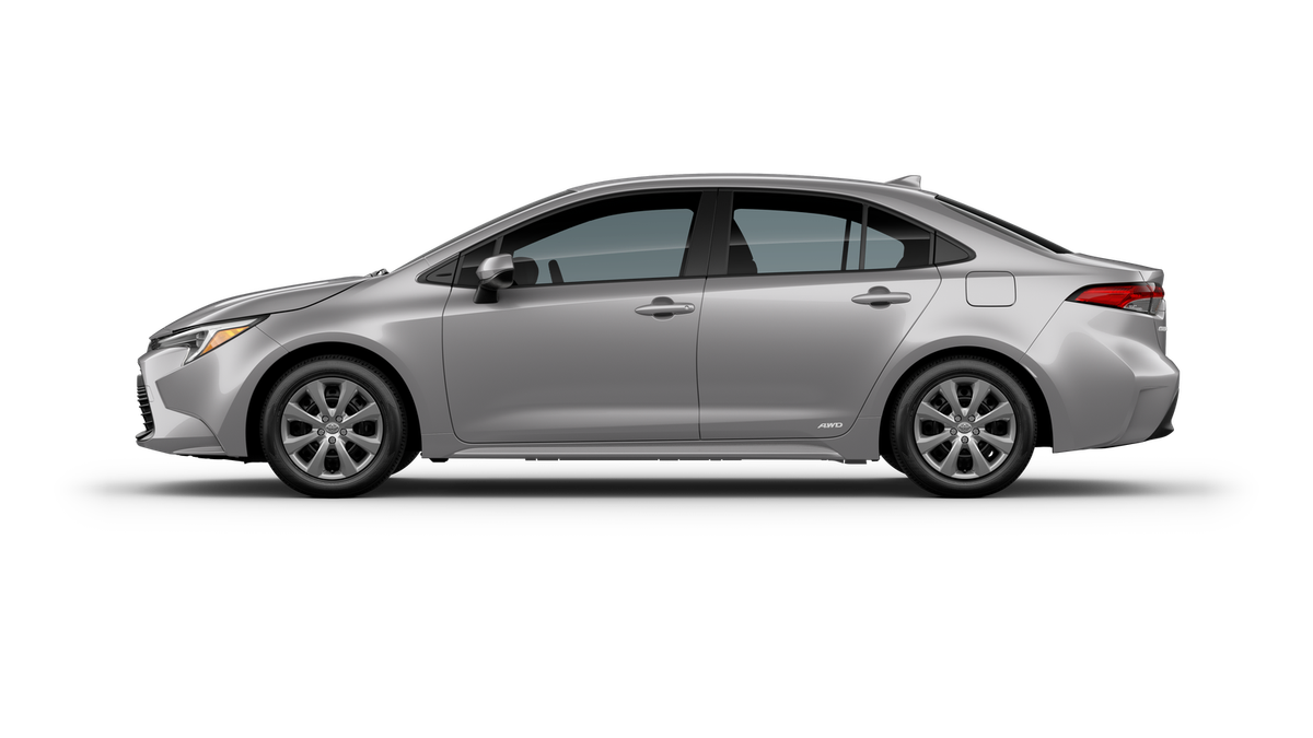 2025 Toyota Corolla Hybrid LE photo 18
