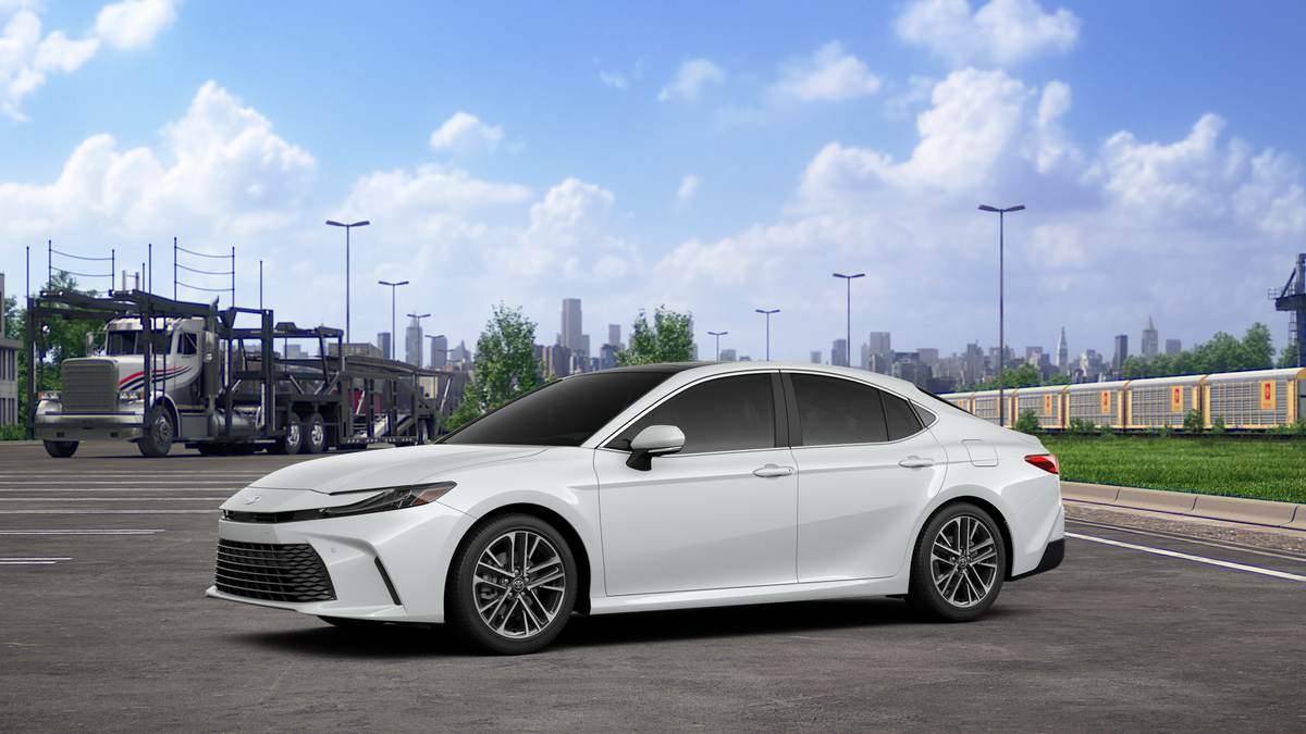 2026 Toyota Camry XLE photo 4