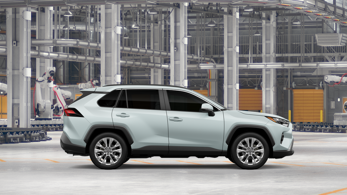 2025 Toyota RAV4 XLE Premium photo 11