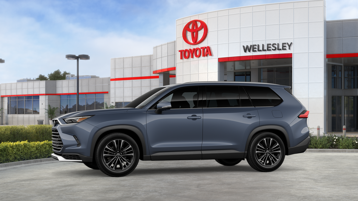 New 2026 Toyota Grand Highlander Hybrid SUV