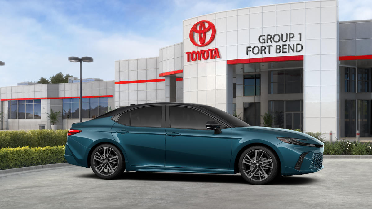 New 2026 Ocean Gem with Midnight Black Metallic roof Toyota XSE image 35