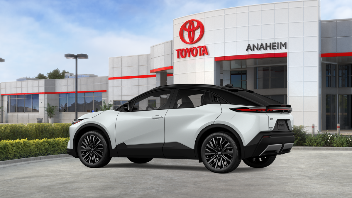 2026 Toyota C-HR XSE - Photo 27