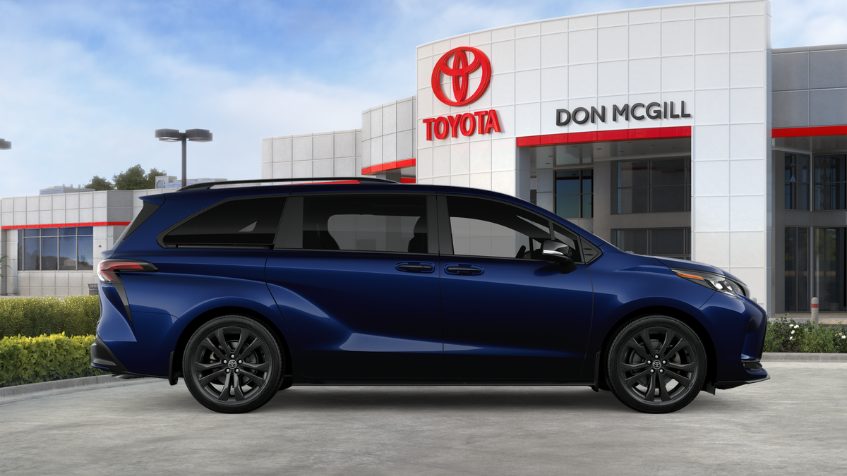 New 2026 Toyota Sienna Van