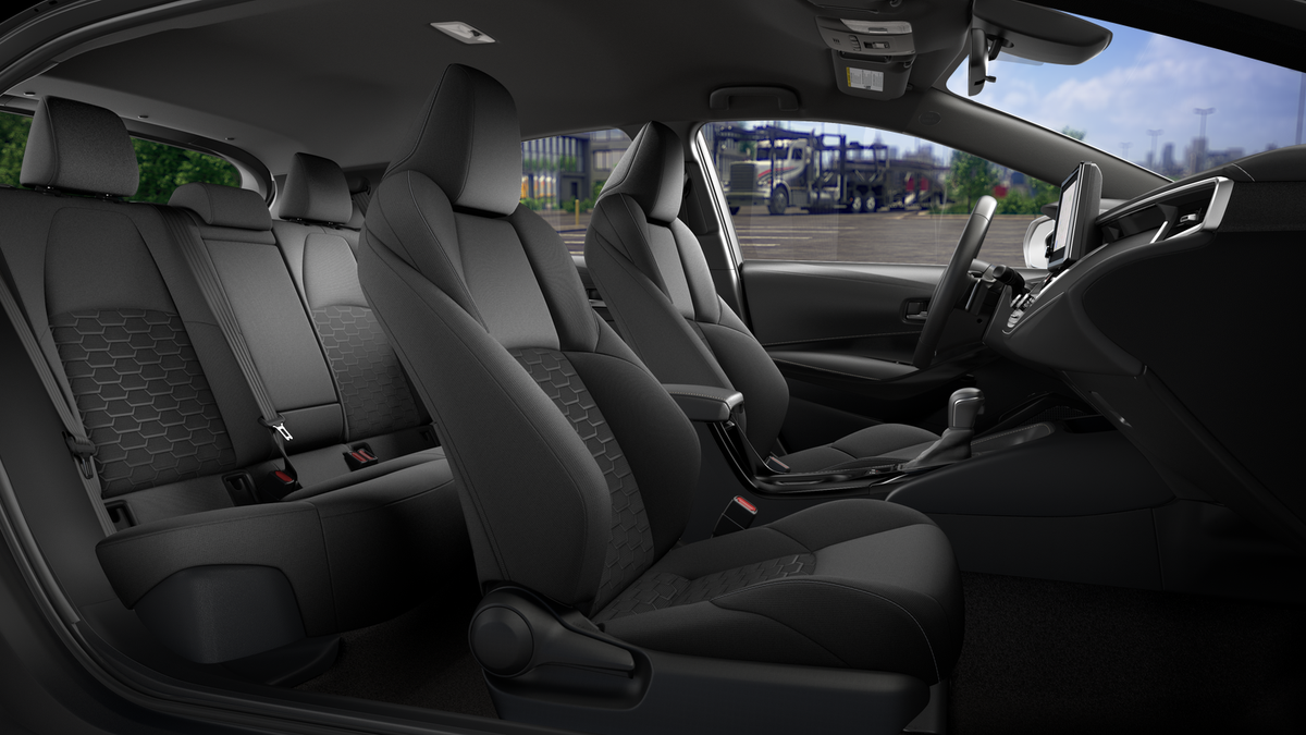 2025 Toyota Corolla SE photo 19