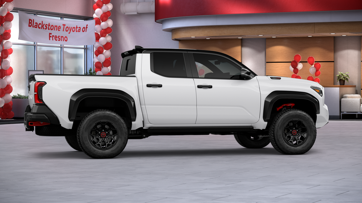 2026 Toyota Tacoma TRD Pro - Photo 15