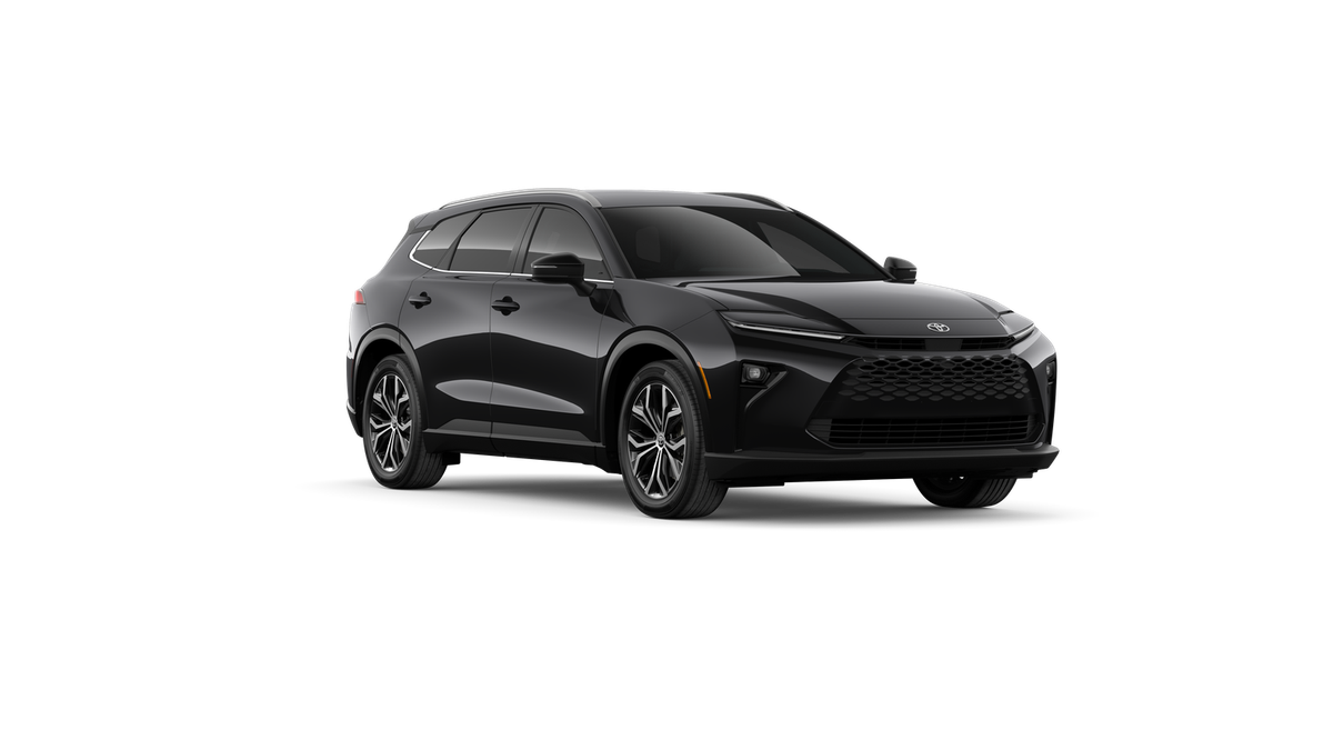 2026 Toyota Crown Signia XLE - Photo 17