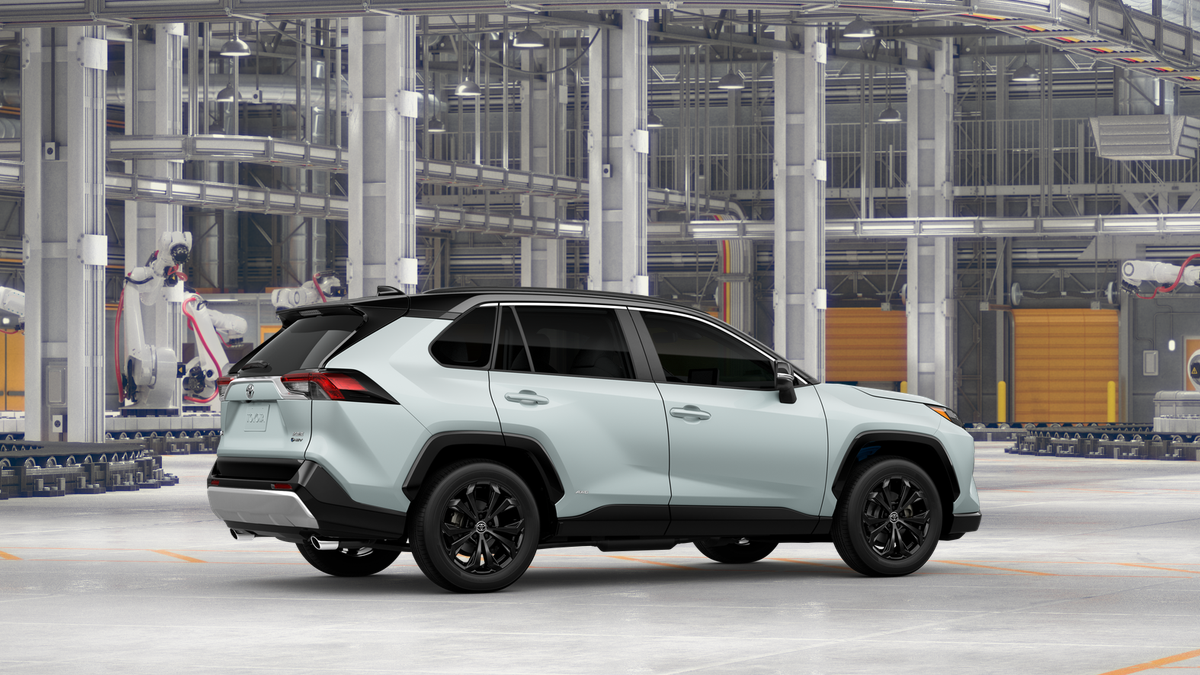 2025 Toyota RAV4 Hybrid XSE photo 3