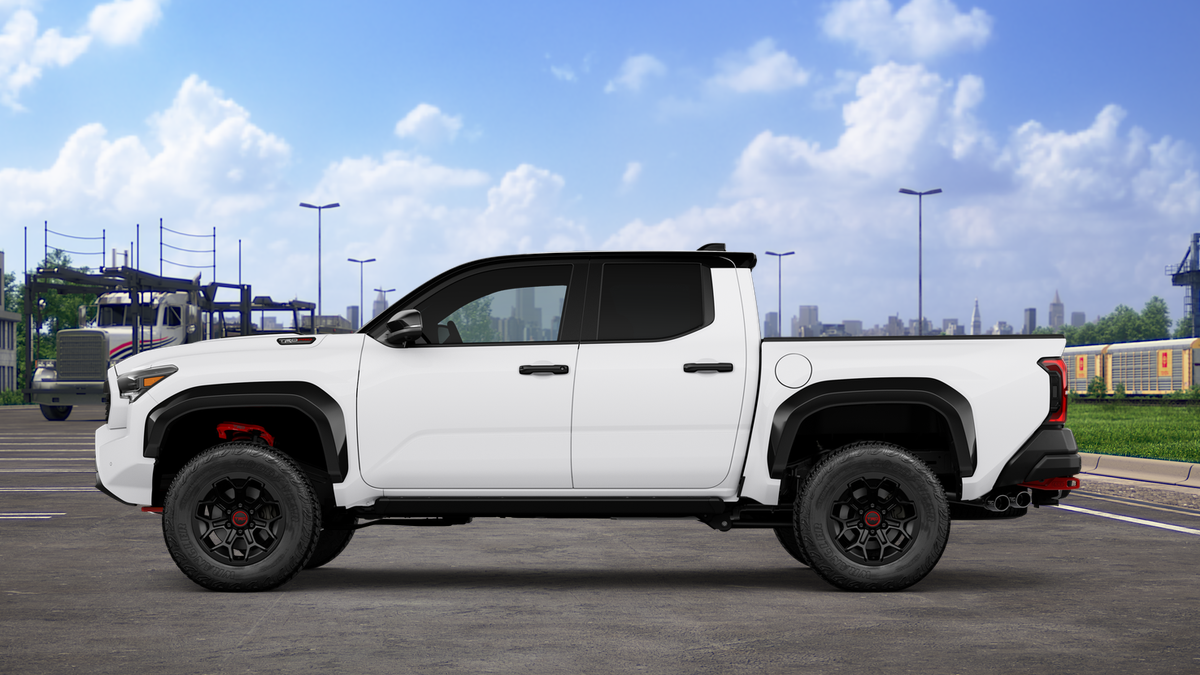2025 Toyota Tacoma TRD Pro Double Cab photo 4