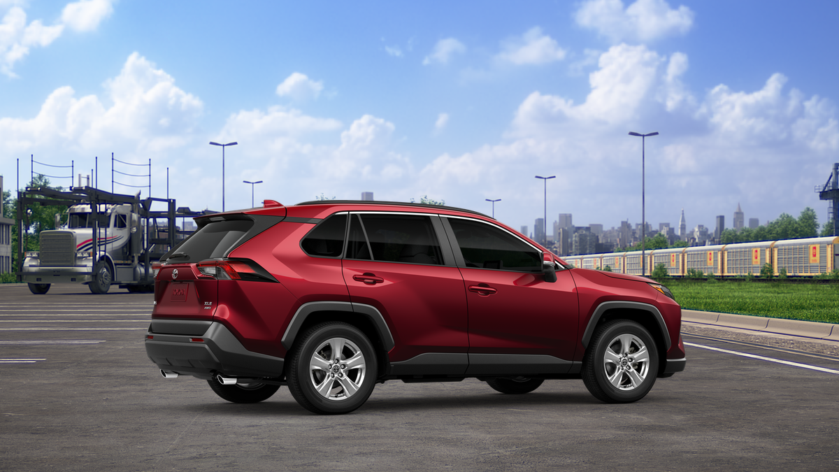 2025 Toyota RAV4 XLE photo 11