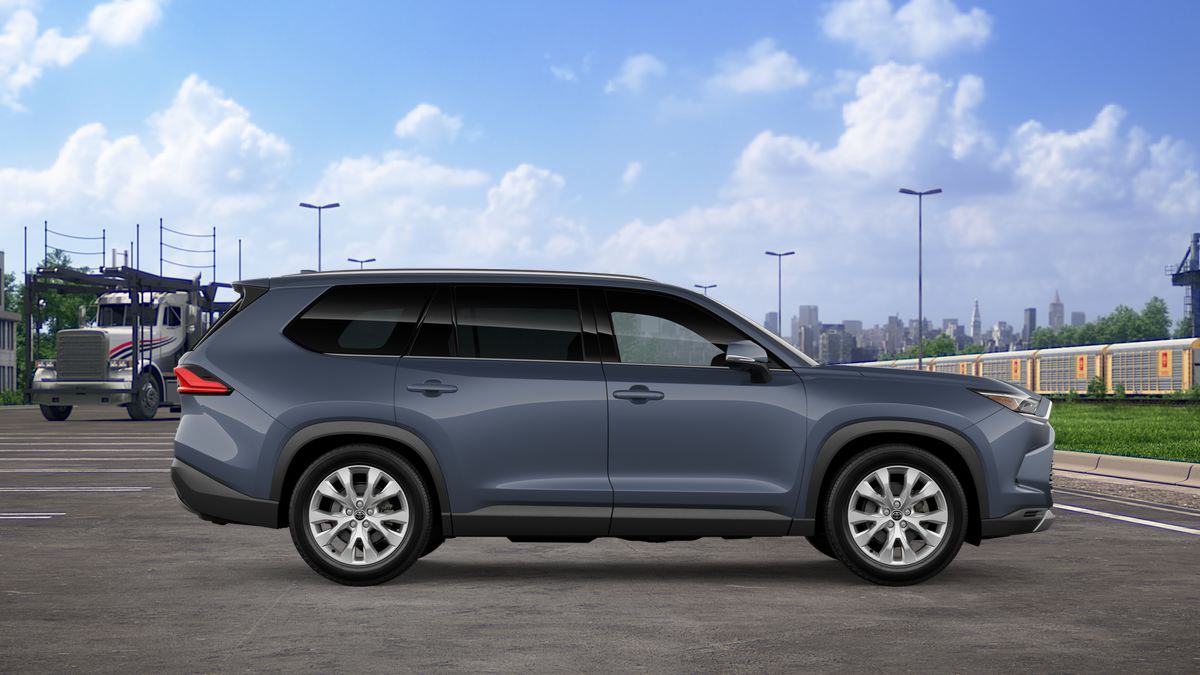 2026 Toyota Highlander Hybrid Limited photo 14