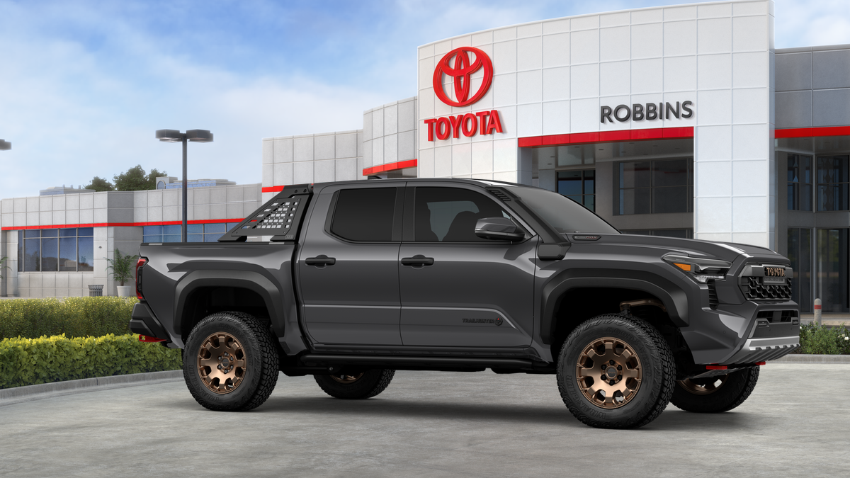 2025 Toyota Tacoma Trailhunter 4x4 Double Cab photo 14