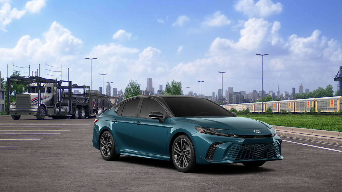 New 2026 Ocean Gem with Midnight Black Metallic roof <sup>1</sup> Toyota  XSE AWD image 17