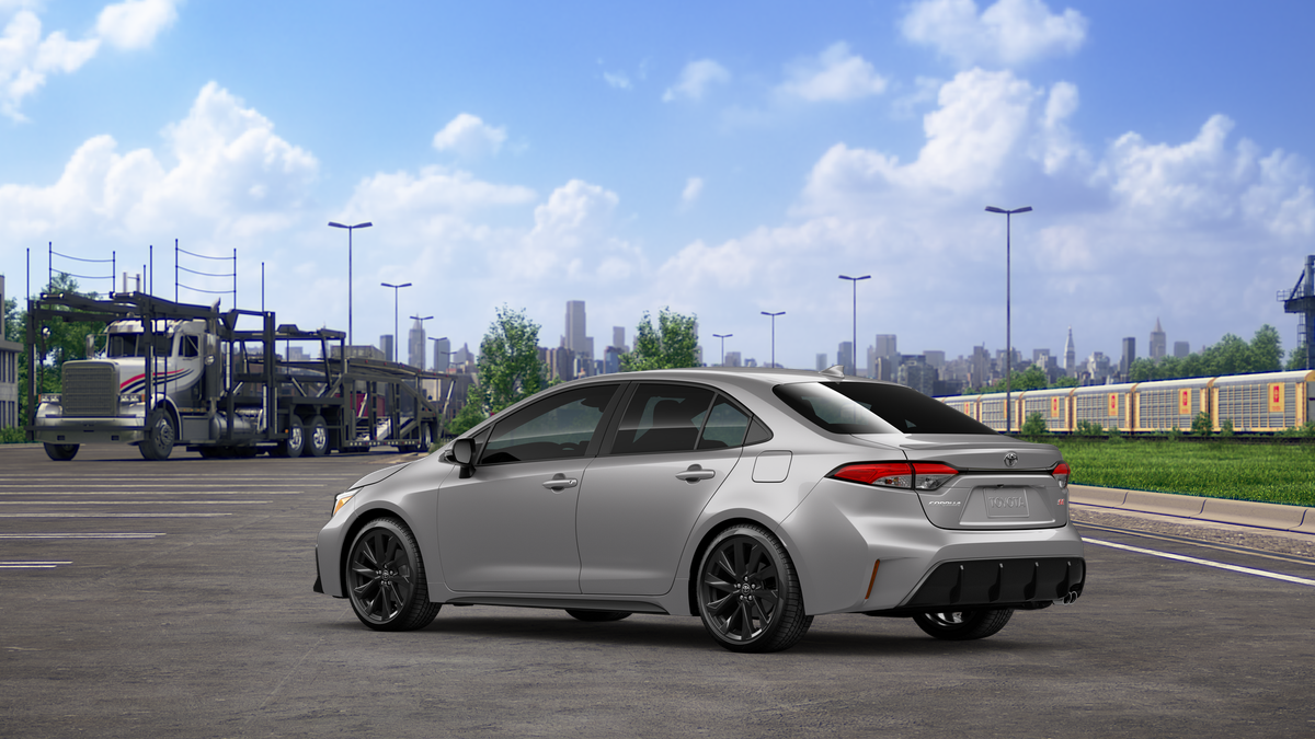2025 Toyota Corolla SE photo 3
