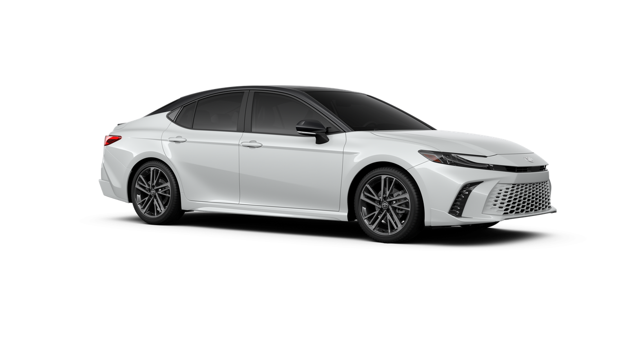 New 2026 Wind Chill Pearl with Midnight Black Metallic roof <sup>1</sup> Toyota  XSE AWD image 16