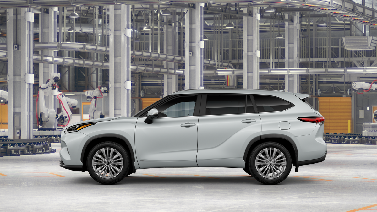 2025 Toyota Highlander Hybrid Platinum photo 3
