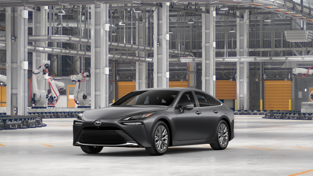 2025 Toyota Mirai XLE's photo