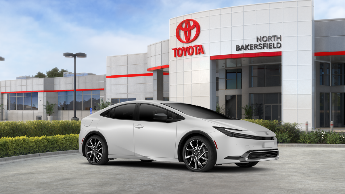 2026 Toyota Prius Plug-in Hybrid XSE photo 39