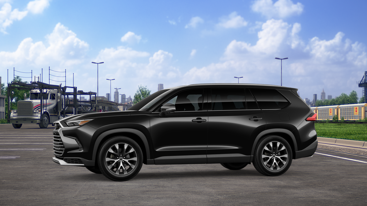 New 2026 Toyota Grand Highlander Hybrid SUV
