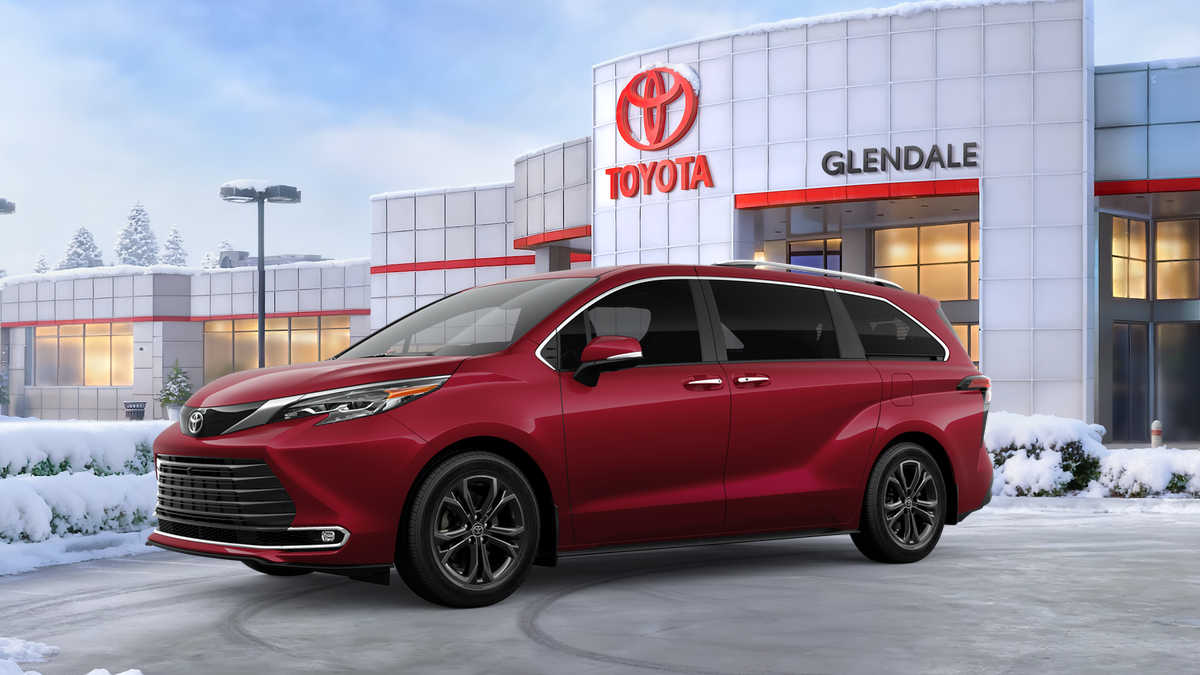 2026 Toyota Sienna photo 3