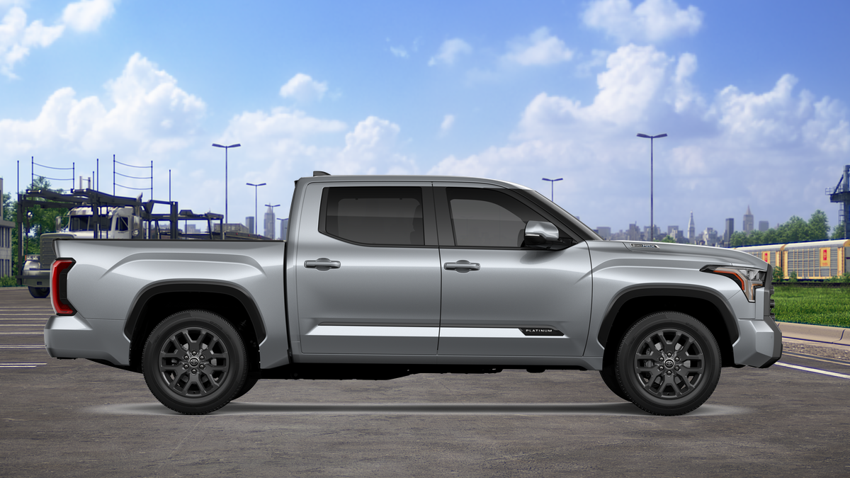 2026 Toyota Tundra Platinum CrewMax photo 14