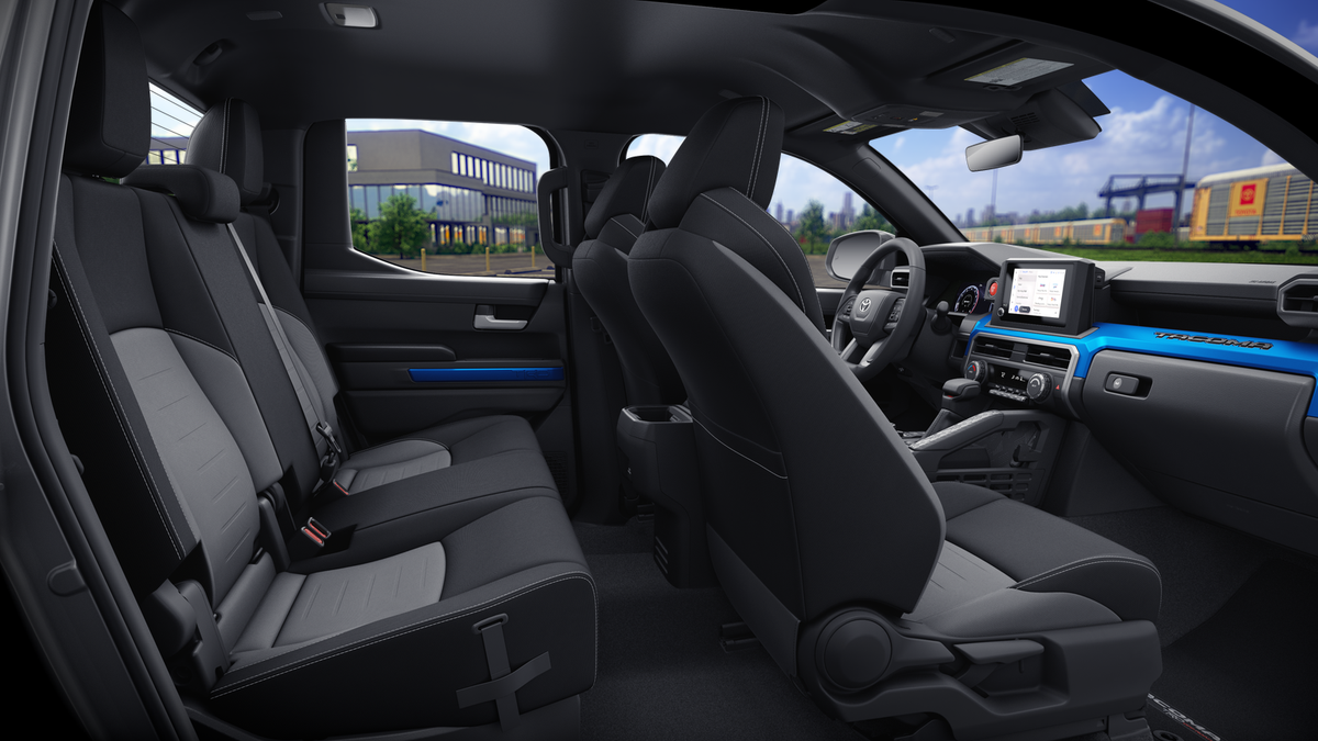2025 Toyota Tacoma TRD Off-Road Double Cab photo 21