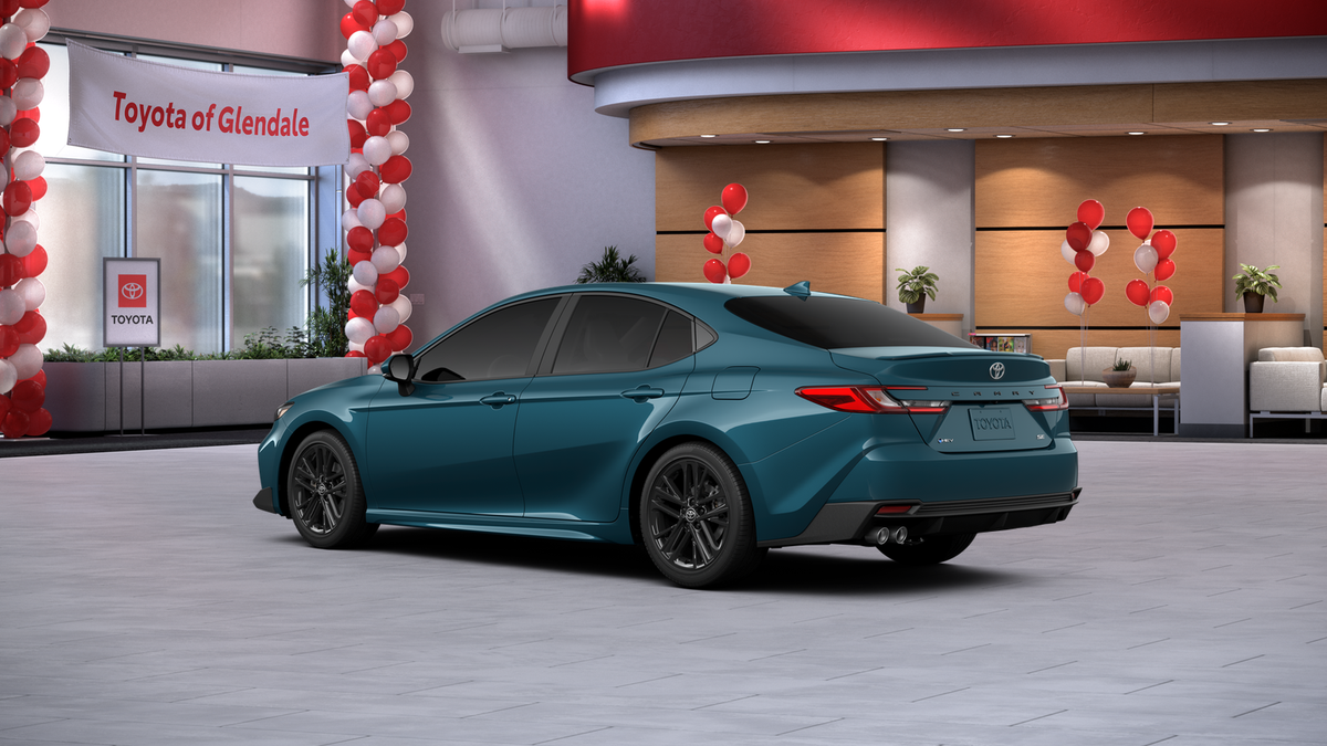 2026 Toyota Camry SE photo 5