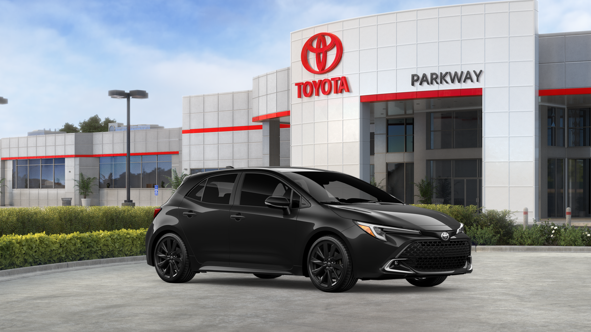 New 2027 Magnetic Gray Metallic with Black roof <sup>1</sup> Toyota  XSE image 34