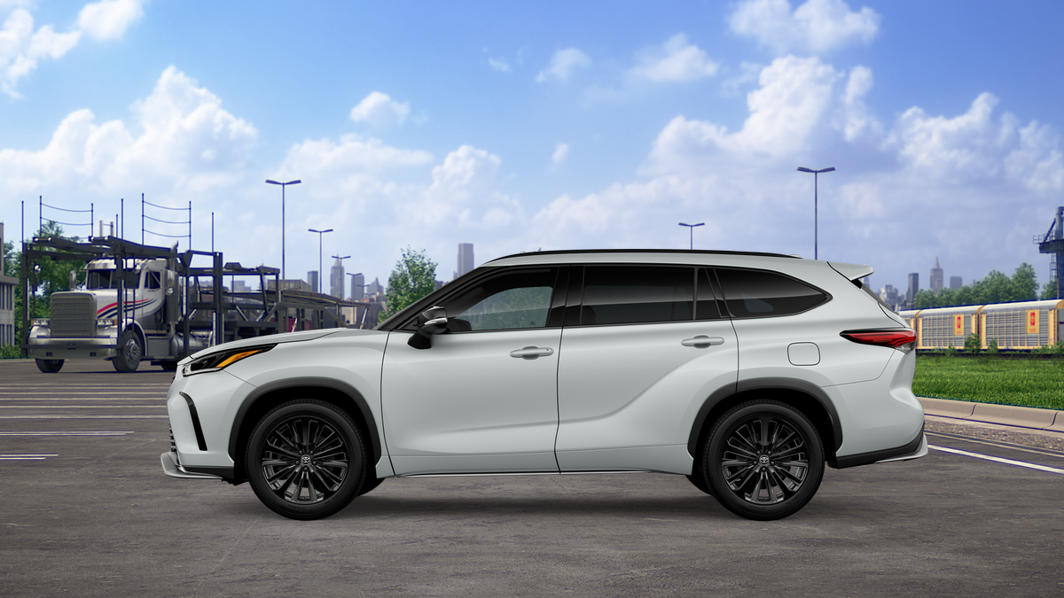 New 2026 Toyota Highlander SUV