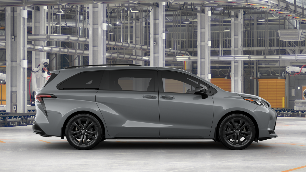2025 Toyota Sienna XSE photo 11